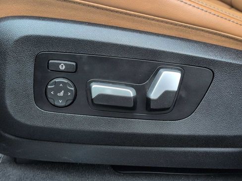 Certified 2023 BMW X5 xDrive40i image 18