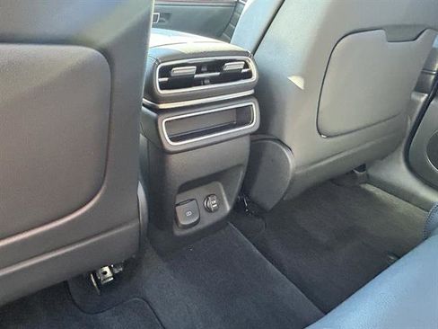 Used 2025 Genesis GV80 2.5T Standard image 26