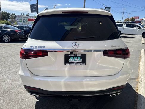 Used 2024 Mercedes-Benz GLS 580 4MATIC w/ Warmth & Comfort Package image 5