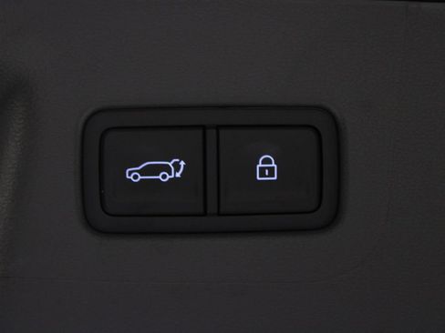 Certified 2026 Hyundai Santa Fe SEL FWD image 18