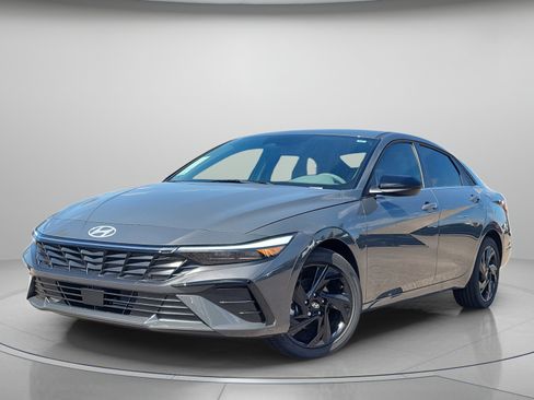 New 2026 Hyundai Elantra SEL Sport Premium FWD image 2