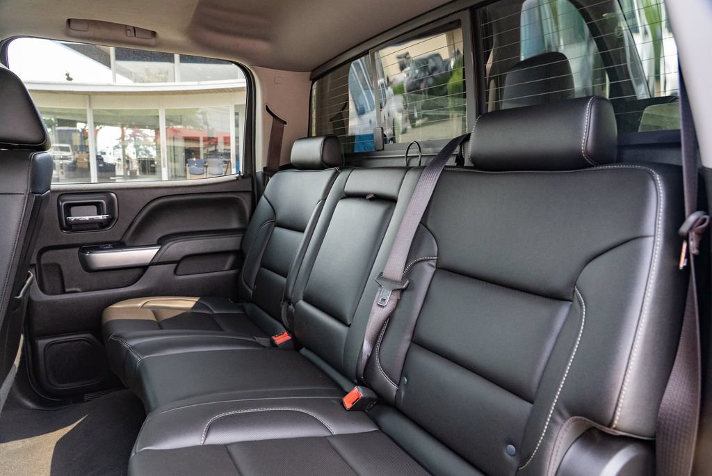Used 2019 Chevrolet Silverado 2500 LTZ w/ Duramax Plus Package AWD/4WD image 26