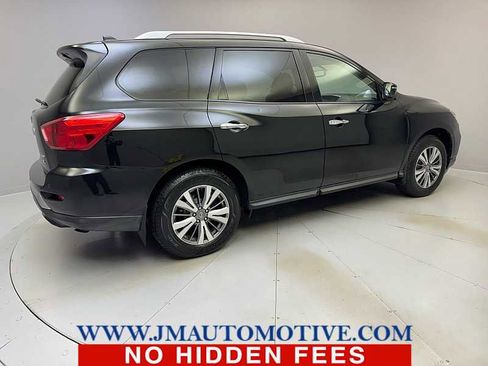 Used 2019 Nissan Pathfinder SL image 5