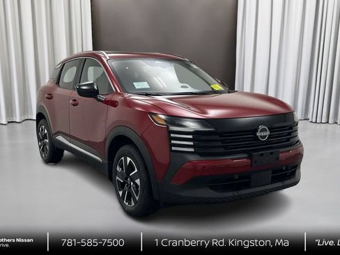 New 2026 Nissan Kicks SV w/ SV Premium Package AWD/4WD image 3