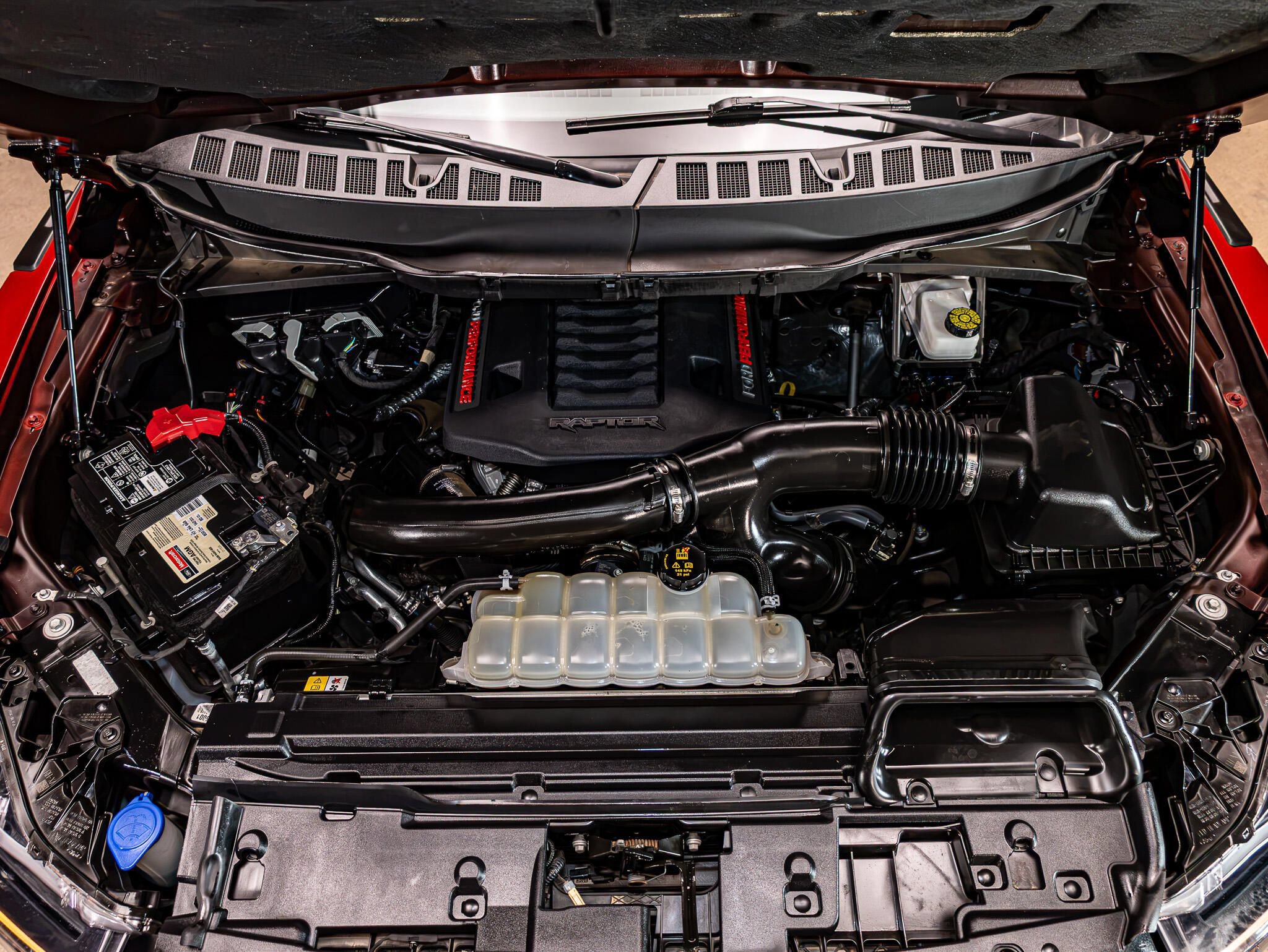 Used 2025 Ford F150 Raptor AWD/4WD image 30