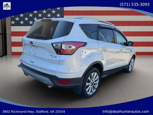 Used 2017 Ford Escape Titanium AWD/4WD image 6