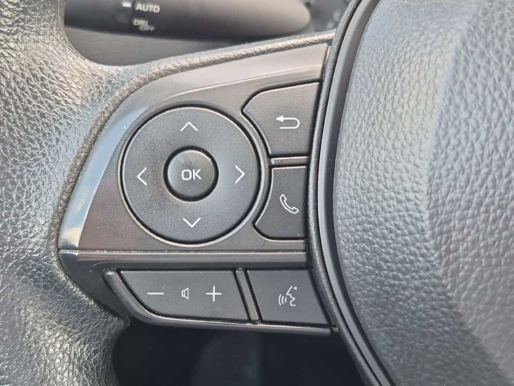 Used 2025 Toyota Corolla LE FWD image 22