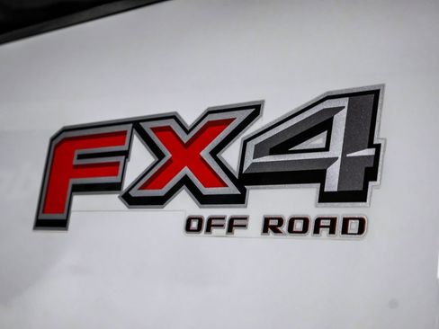 Used 2024 Ford F250 Lariat w/ Sport Appearance Package AWD/4WD image 46