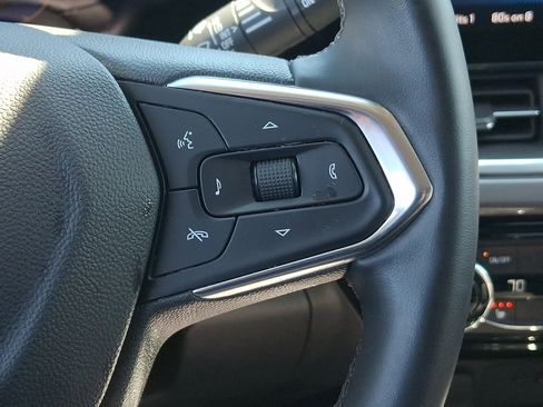 Certified 2024 Chevrolet Trax ACTIV w/ Driver Confidence Package FWD image 21