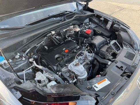 Used 2023 Honda HR-V EX-L image 12