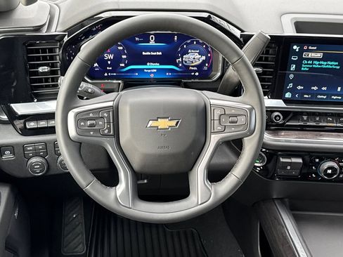 New 2026 Chevrolet Silverado 2500 LTZ w/ LTZ Premium Package AWD/4WD image 13