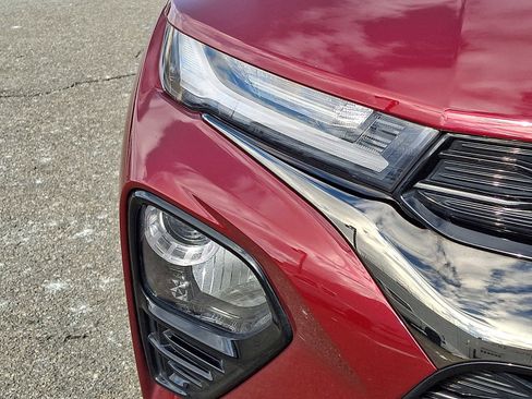 Used 2023 Chevrolet TrailBlazer RS w/ Sun and Liftgate Package image 9