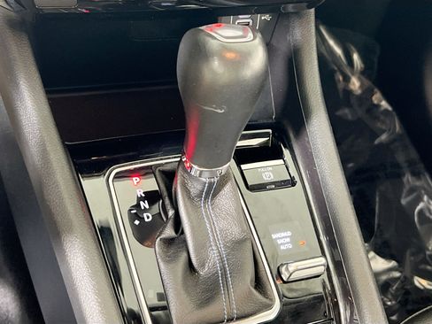 Used 2022 Jeep Compass Latitude image 16