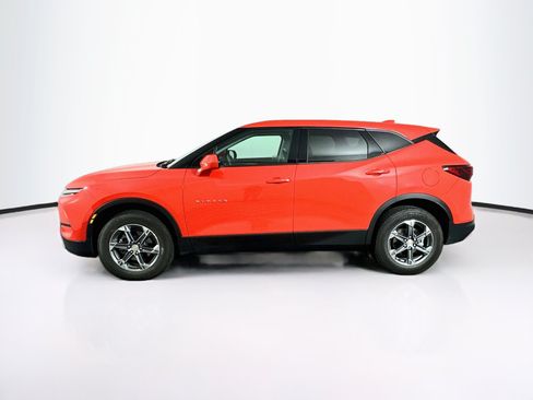 Used 2026 Chevrolet Blazer LT FWD image 4