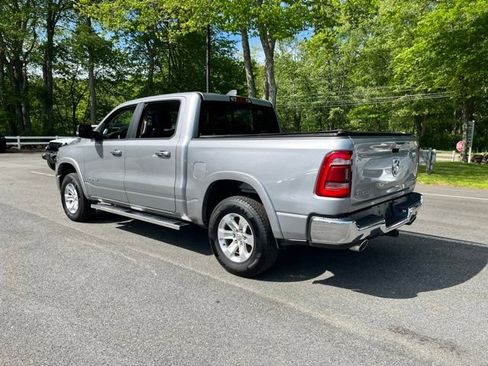 Used 2021 RAM 1500 Laramie AWD/4WD image 9
