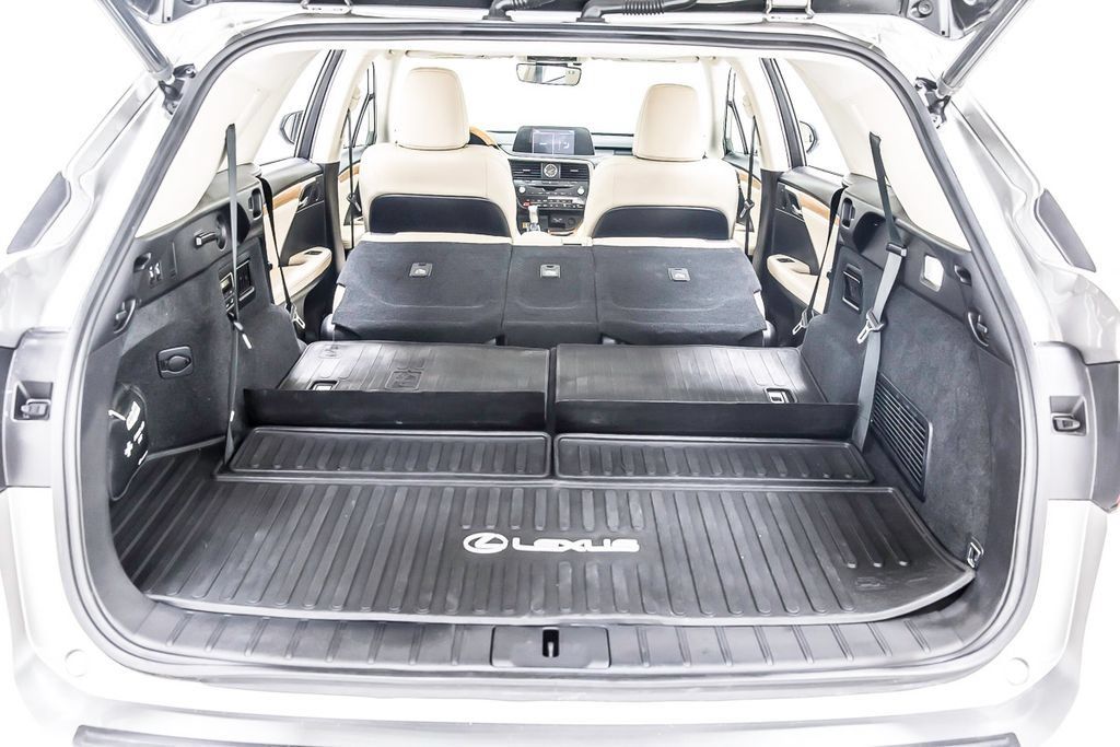 Used 2021 Lexus RX 350L Premium w/ Premium Package AWD/4WD image 38
