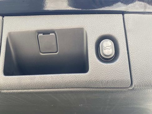 Used 2020 Chevrolet Tahoe Premier w/ Premier Plus Edition image 13