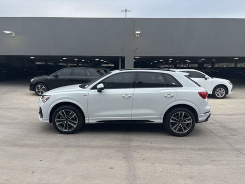 Used 2025 Audi Q3 2.0T Premium w/ Convenience Package image 9