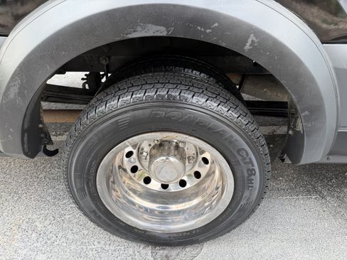 Used 2018 Ford Transit 350 XL RWD image 8