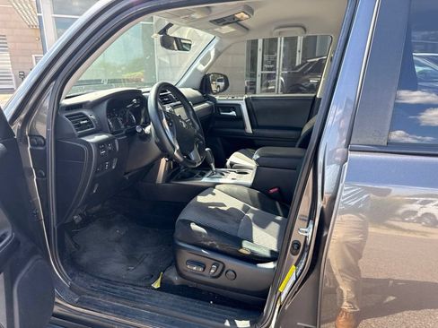 Used 2018 Toyota 4Runner SR5 RWD image 9