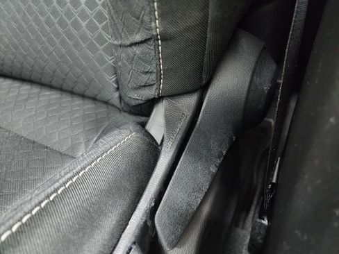 Used 2021 Toyota C-HR LE image 36