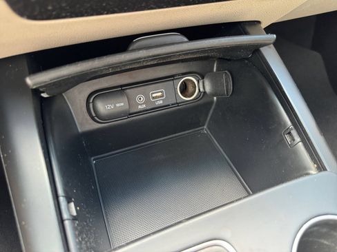 Used 2017 Kia Sorento FWD image 20