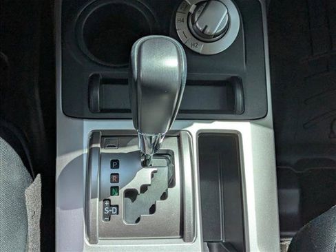 Used 2022 Toyota 4Runner SR5 AWD/4WD image 12