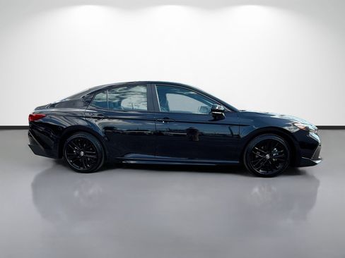 Used 2026 Toyota Camry SE w/ Multimedia Upgrade Package FWD image 2