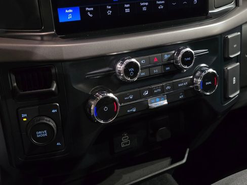 Used 2025 Ford F150 XLT w/ Equipment Group 301A Standard image 20