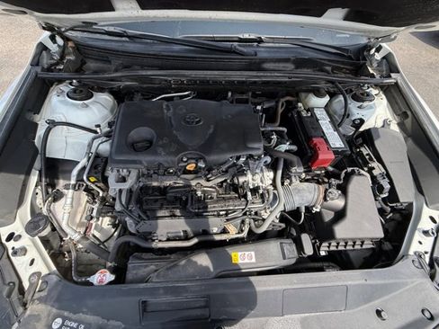 Certified 2022 Toyota Camry SE w/ Cold Weather Package AWD/4WD image 33