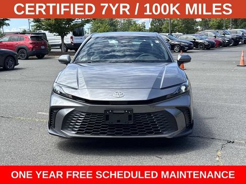 Used 2025 Toyota Camry SE FWD image 6