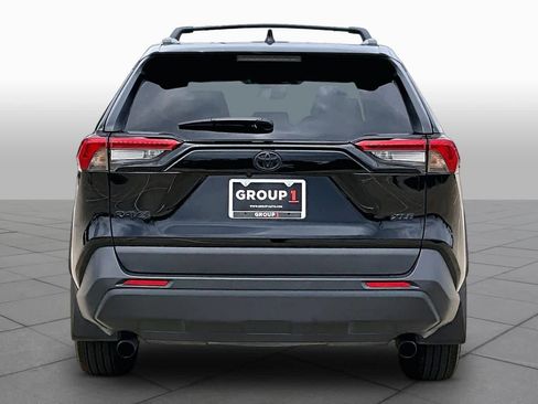 Used 2024 Toyota RAV4 XLE Premium FWD image 5