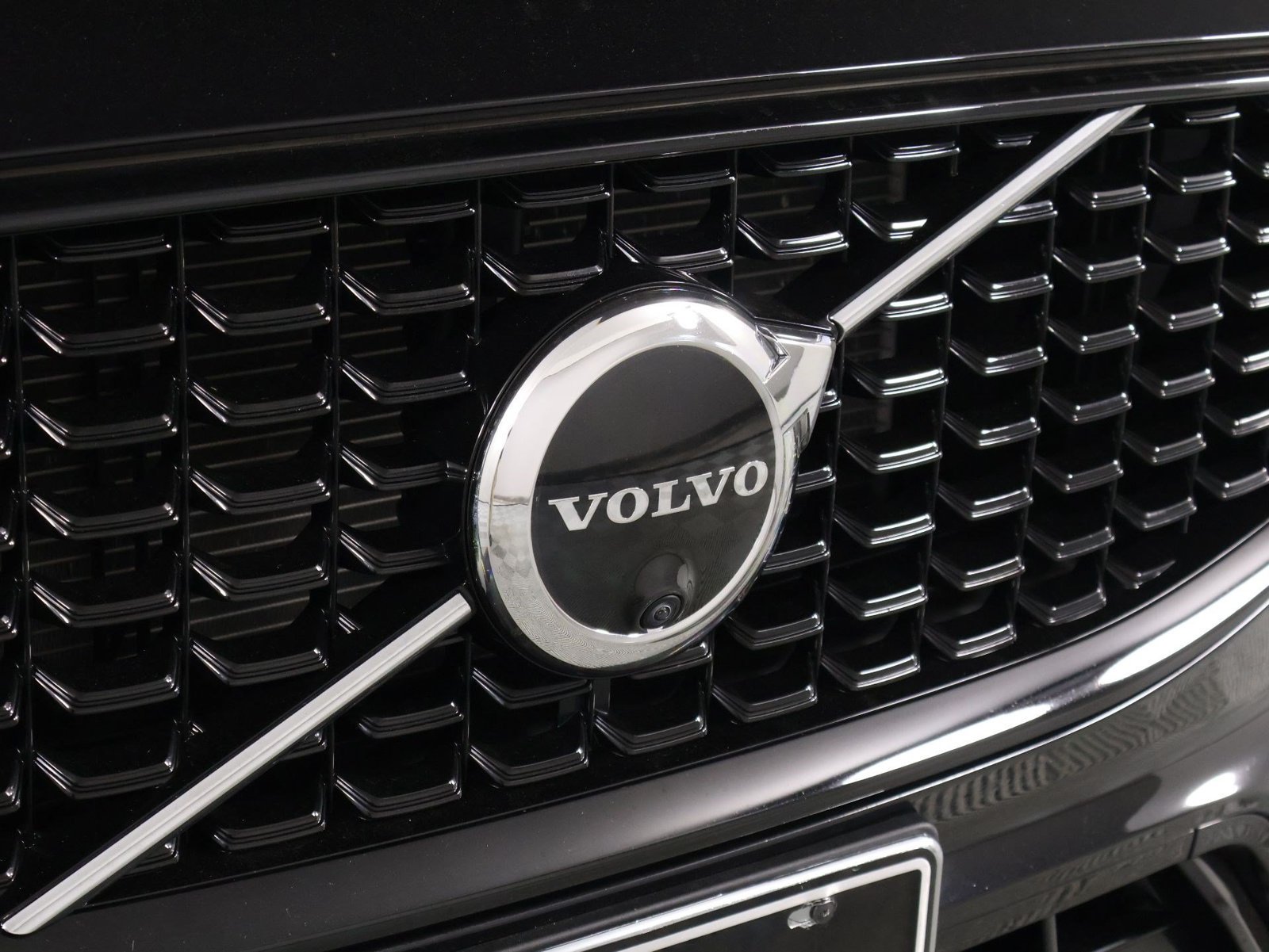 Used 2023 Volvo XC60 T8 Ultimate w/ Protection Package Premier AWD/4WD image 27