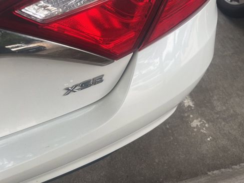 Used 2015 Toyota Camry XSE image 5