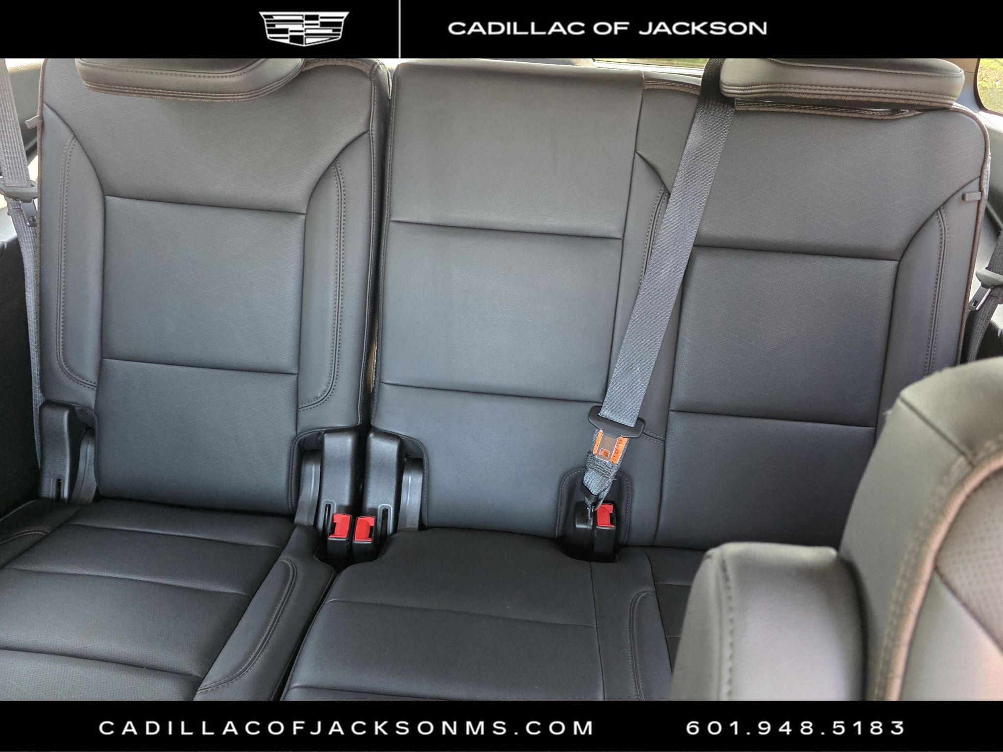 Used 2021 Chevrolet Suburban High Country RWD image 27