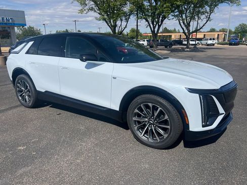 New 2026 Cadillac Lyriq Sport AWD/4WD image 7