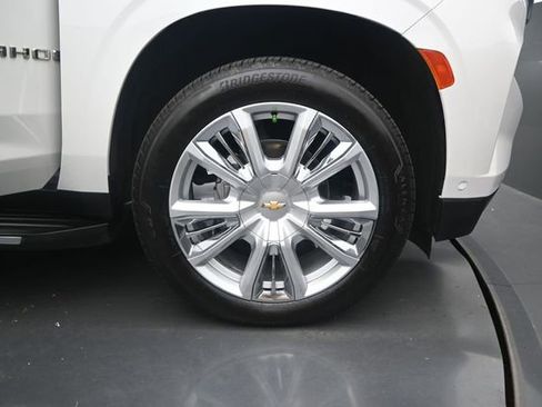 Used 2023 Chevrolet Tahoe High Country w/ Advanced Technology Package AWD/4WD image 20