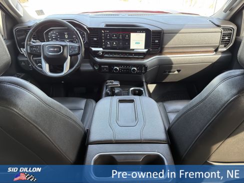 Certified 2022 GMC Sierra 1500 Elevation w/ Elevation Premium Package AWD/4WD image 9