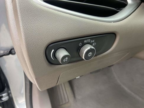 Used 2024 Chevrolet Malibu LT image 9