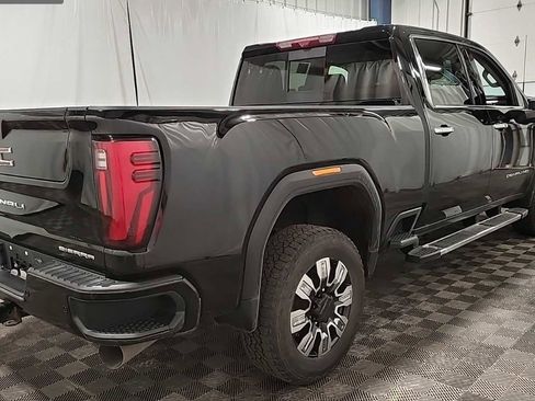 Used 2024 GMC Sierra 2500 Denali w/ Denali Reserve Package image 8