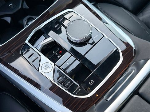 New 2026 BMW X5 sDrive40i image 30