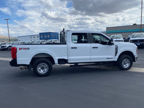 Used 2024 Ford F250 XL w/ FX4 Off-Road Package AWD/4WD image 15