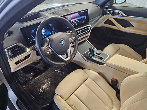 Used 2023 BMW i4 eDrive35 RWD image 2