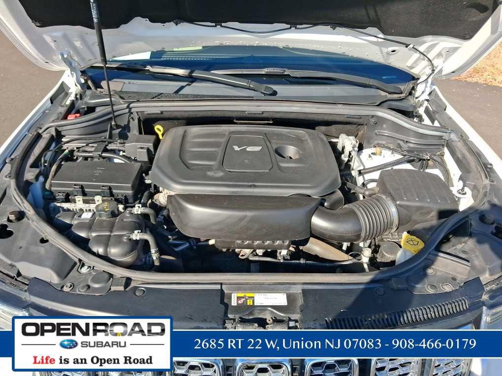 Used 2018 Jeep Grand Cherokee Overland AWD/4WD image 10