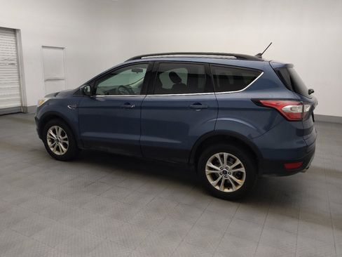 Used 2018 Ford Escape SE w/ SE Sync 3 Package AWD/4WD image 3