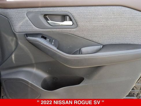 Certified 2022 Nissan Rogue SV AWD/4WD image 39