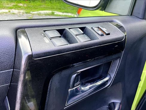 Certified 2023 Toyota 4Runner TRD Off-Road Premium w/ Off Road Premium Plus Package AWD/4WD image 32
