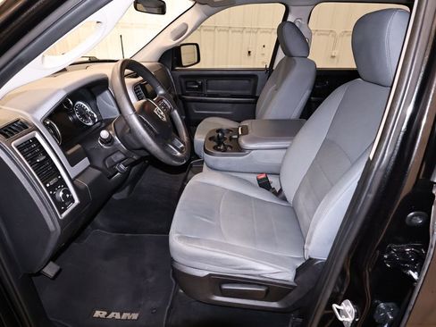 Used 2017 RAM 1500 Express w/ Black Ram 1500 Express Group AWD/4WD image 12
