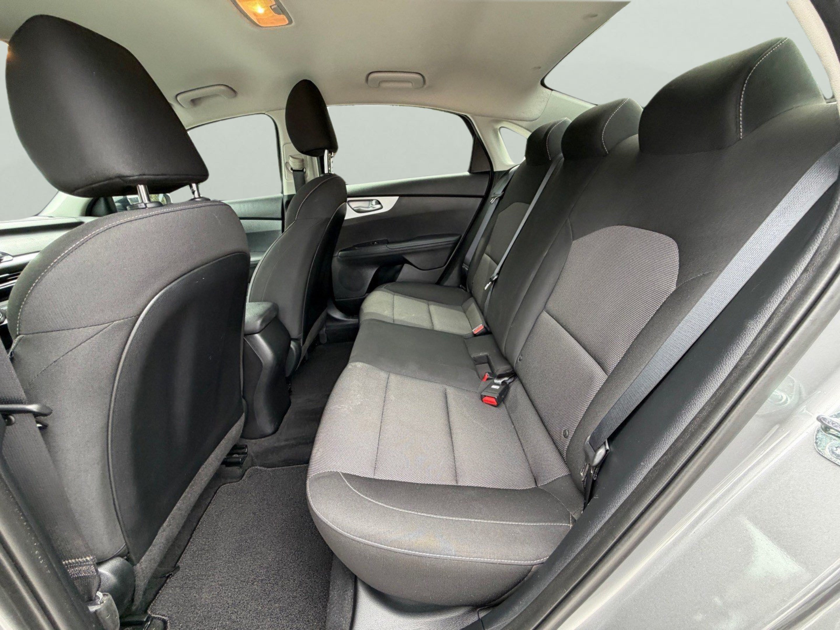 Certified 2024 Kia Forte LXS w/ LXS Technology Package FWD image 25