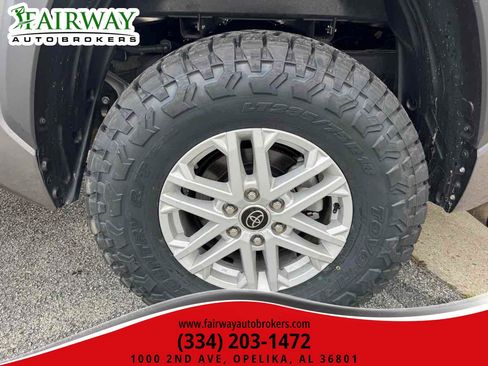 Used 2024 Toyota Tundra SR5 w/ SR5 Premium Package AWD/4WD image 31
